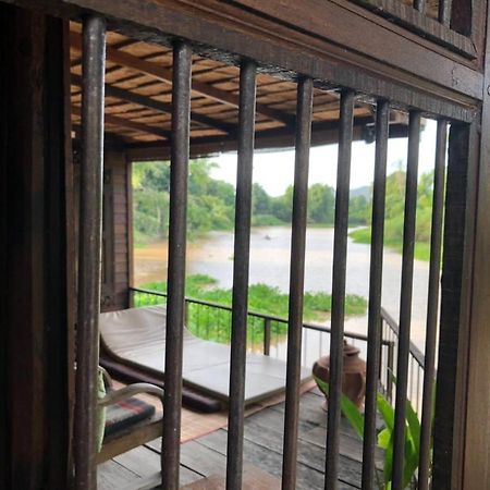 Rustic​ Charm​ Suphan​ Ban Tha Pong Buitenkant foto