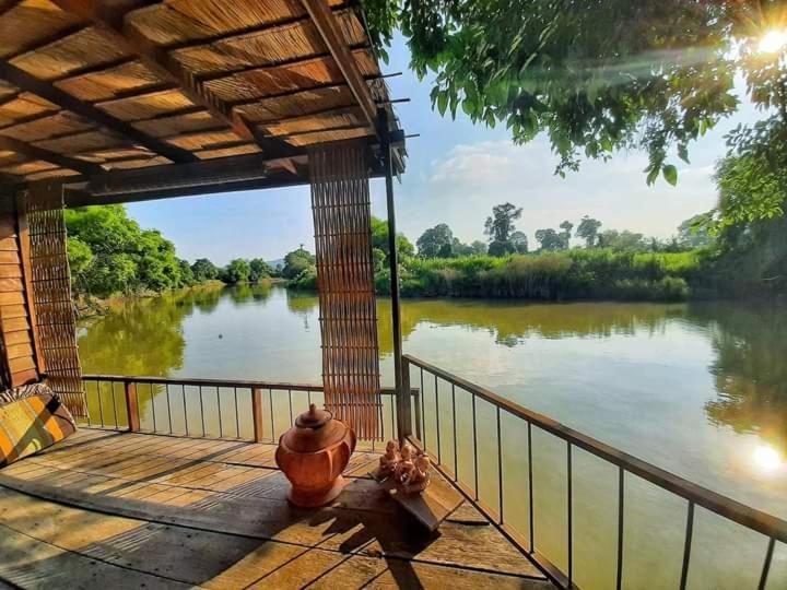Rustic​ Charm​ Suphan​ Ban Tha Pong Buitenkant foto