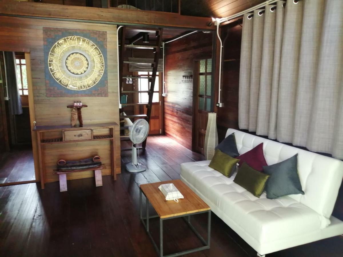 Rustic​ Charm​ Suphan​ Ban Tha Pong Buitenkant foto