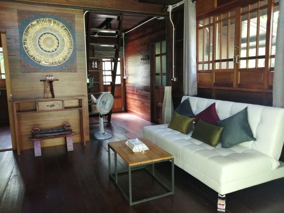 Rustic​ Charm​ Suphan​ Ban Tha Pong Buitenkant foto