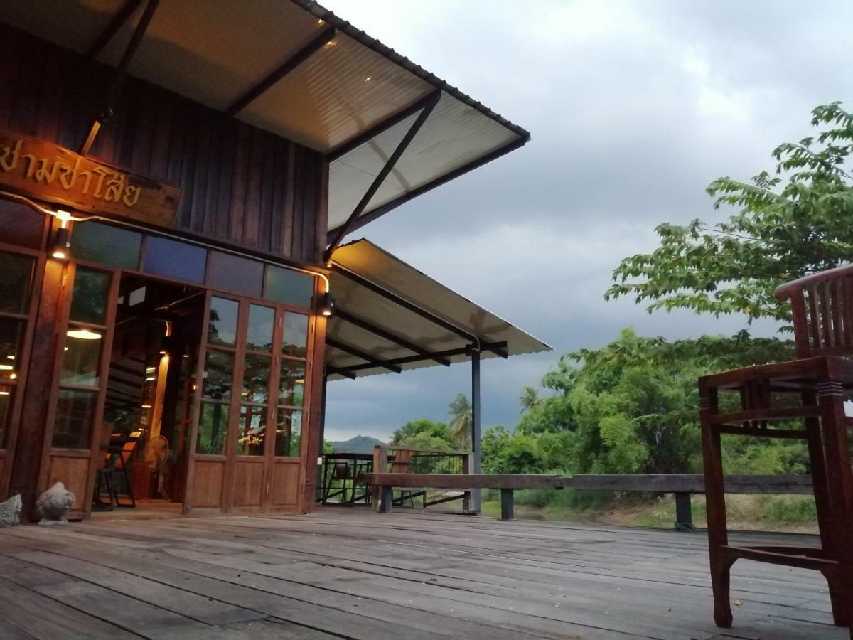 Rustic​ Charm​ Suphan​ Ban Tha Pong Buitenkant foto